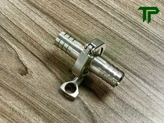 Bộ clamp đuôi chuột inox vi sinh là gì?
