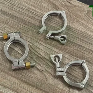 So sánh cùm kẹp clamp 3 mảnh với cùm clamp thông thường