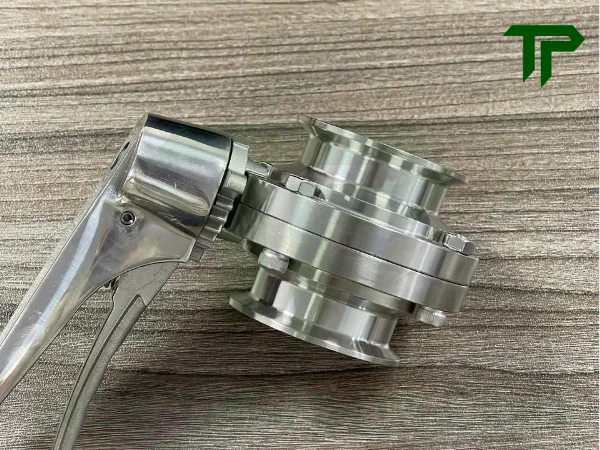 van-buom-tay-kep-clamp-1 Vật liệu thân van và gioăng làm kín ảnh hưởng gì đến độ bền của van?