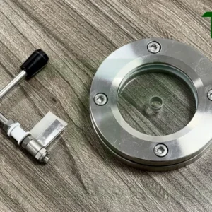 Ưu điểm và nhược điểm kính mặt bích vi sinh có gạt sương