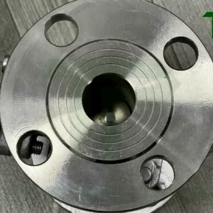 So sánh van bi mặt bích inox và van bi ren inox